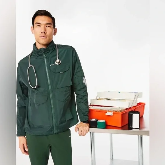 FIGS Men’s On-Shift Extremes Jacket Lightweight Hooded Windbreaker Green Medium - Picture 2 of 16